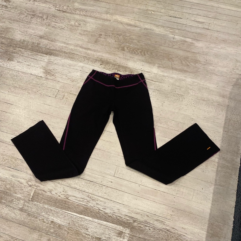 COPY - Lucy black yoga pants with gorgeous lavender stripes size small - Picture 3 of 12